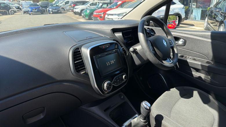 Renault Captur 0.9 TCE 90 Iconic 5dr Petrol Hatchback